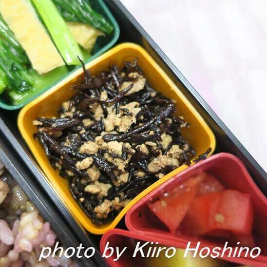 高野豆腐とひじきのそぼろ 高野豆腐とひじきのそぼろ