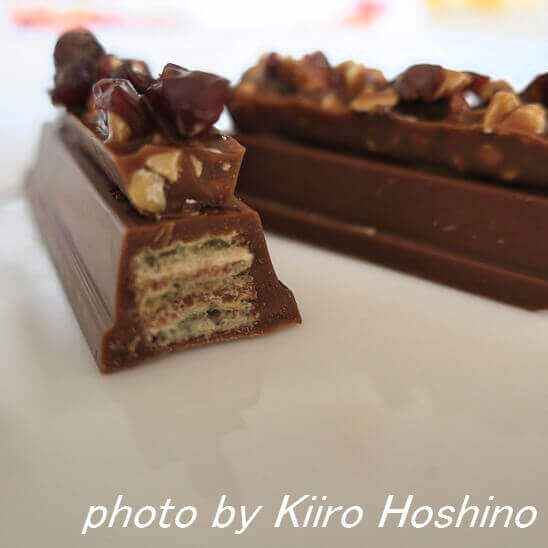 キットカットショコラトリー・モレゾン、断面 キットカットショコラトリー・モレゾン、断面